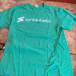 Shirt. Lime green. Synbiobeta.
